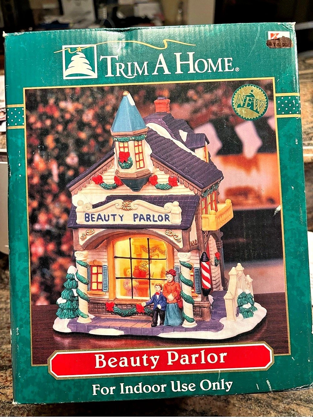 Trim A Home Beauty Parlor Holiday Decor Green & Red